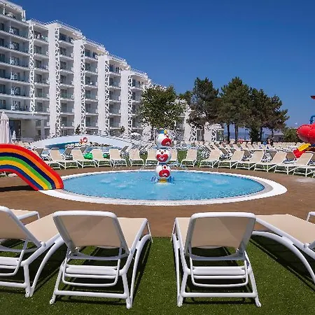 Dorostor Hotel 2*