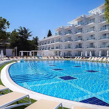 Hotel Dorostor 2*